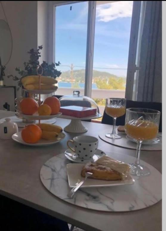 Apartman S M4 With The View Kali Luaran gambar