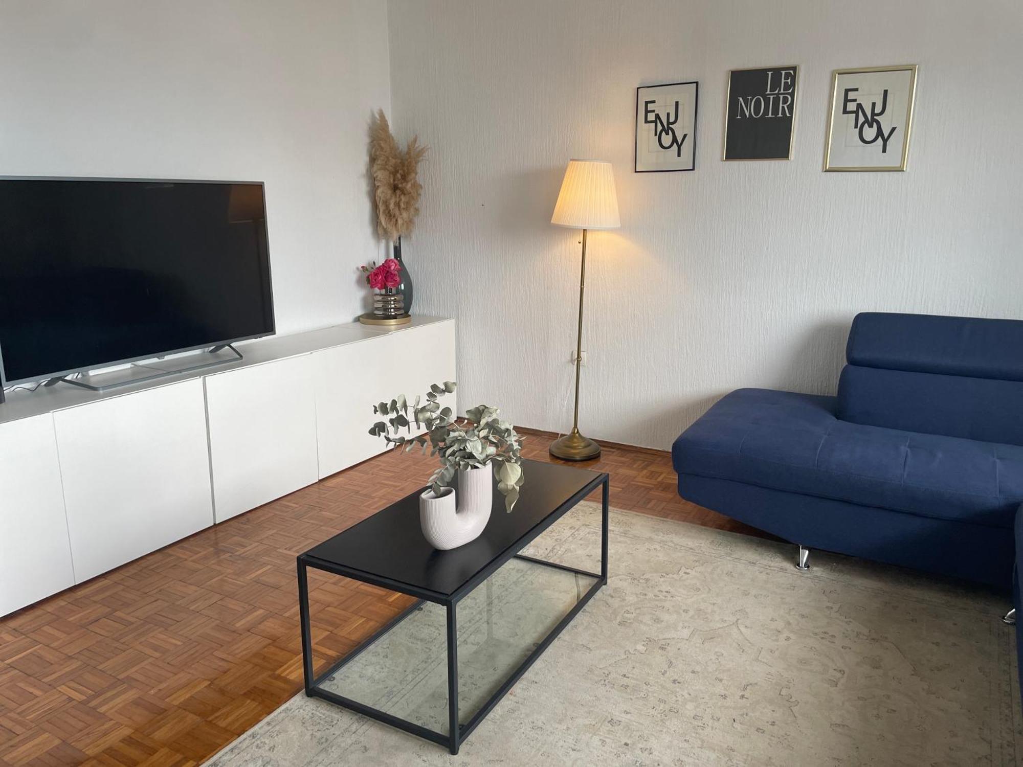 Apartman S M4 With The View Kali Luaran gambar