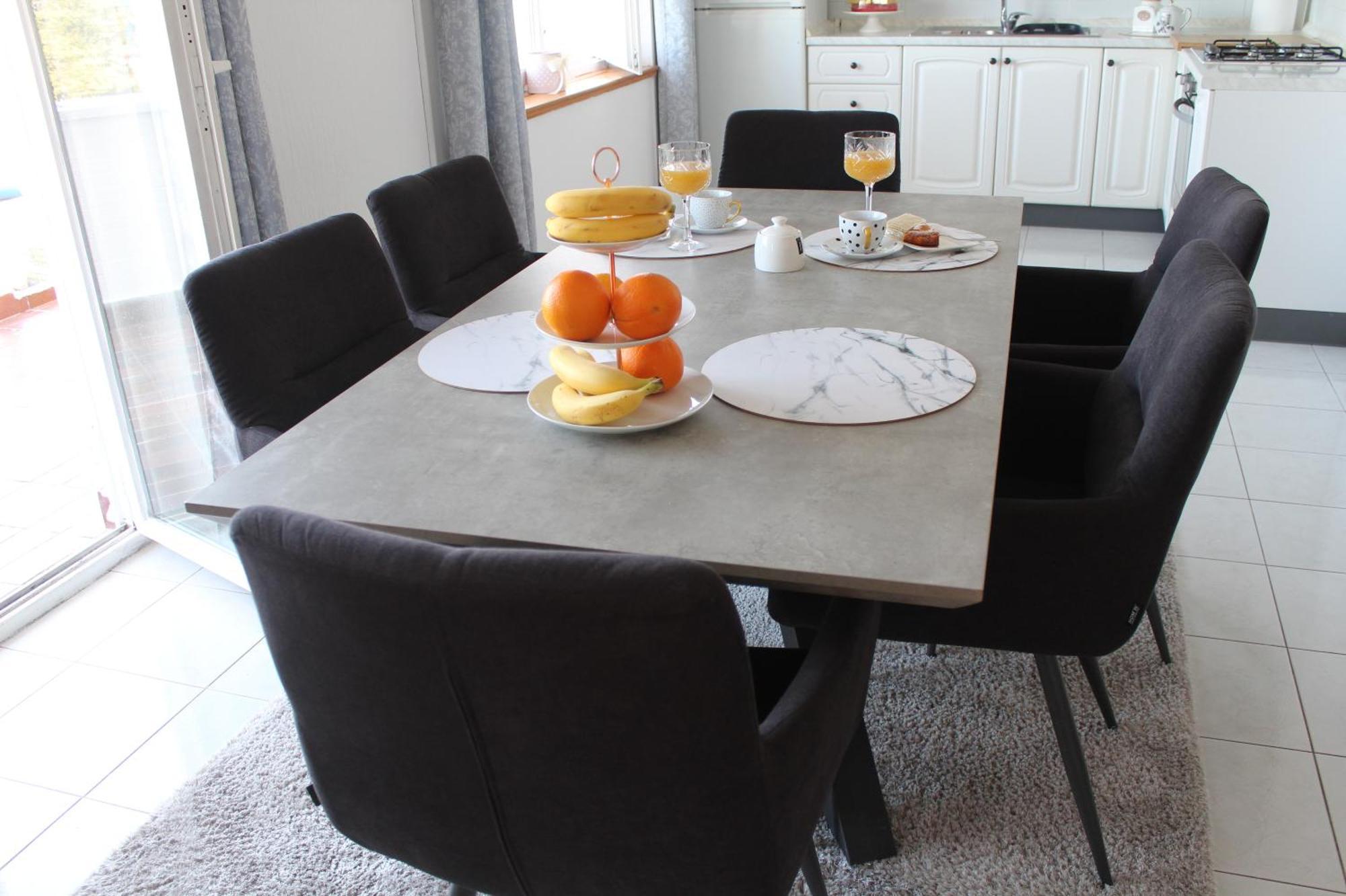 Apartman S M4 With The View Kali Luaran gambar